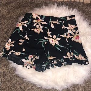 NWT - Zara Floral Shorts